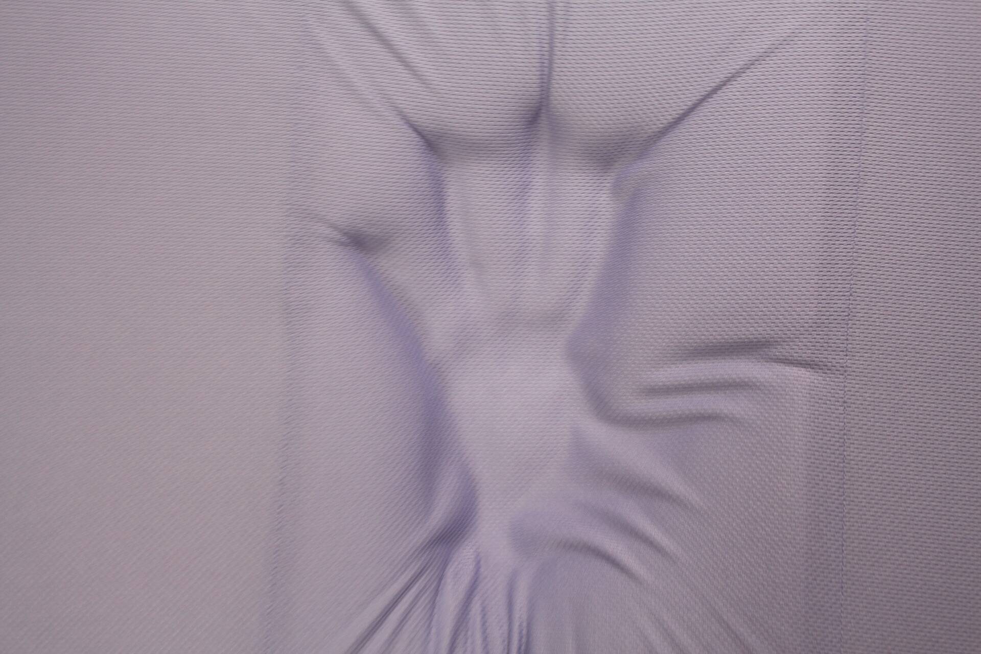 Handabdruck auf Memory-Foam
